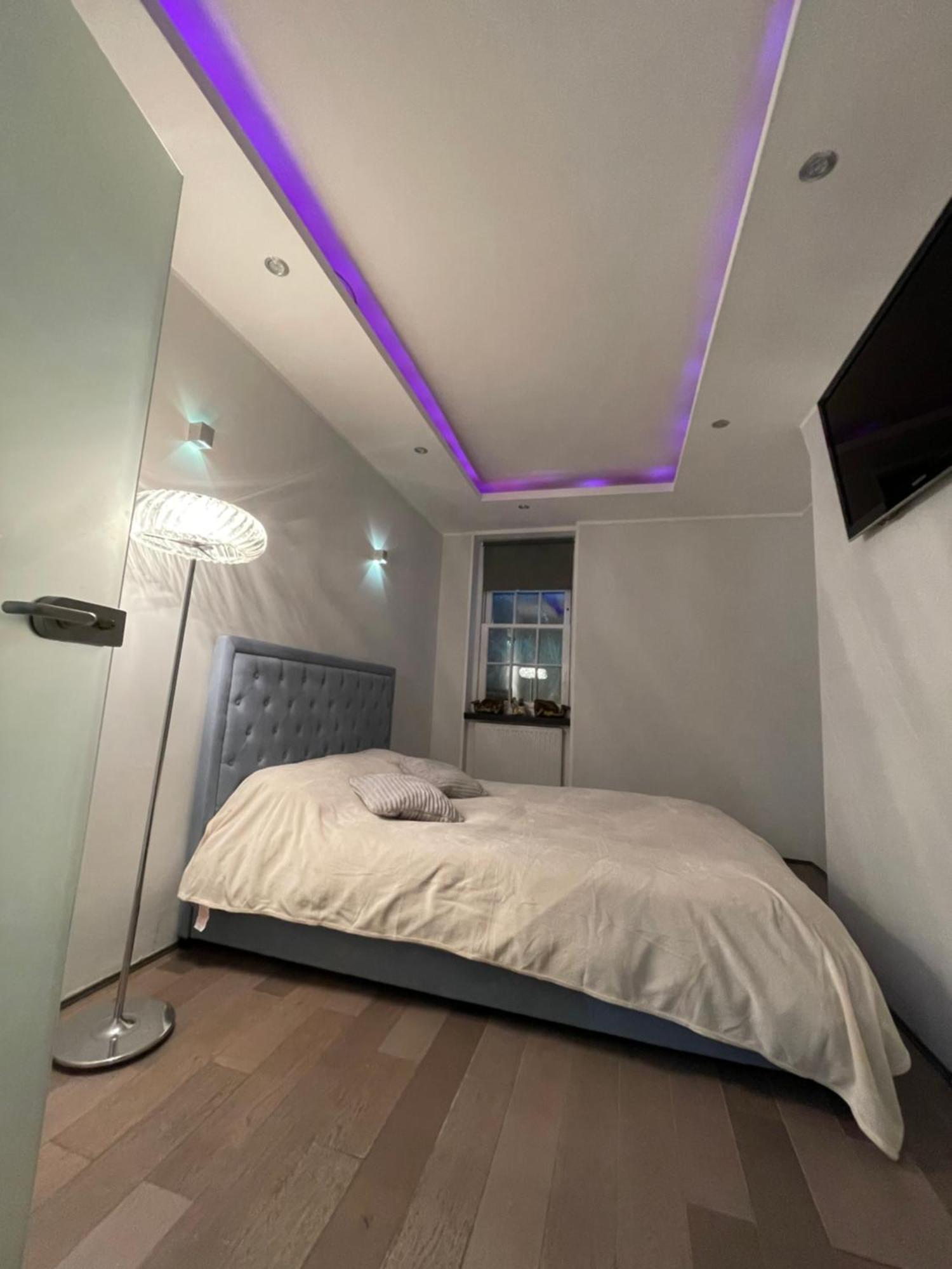 Covent Garden Two Bedroom Flat * Londres